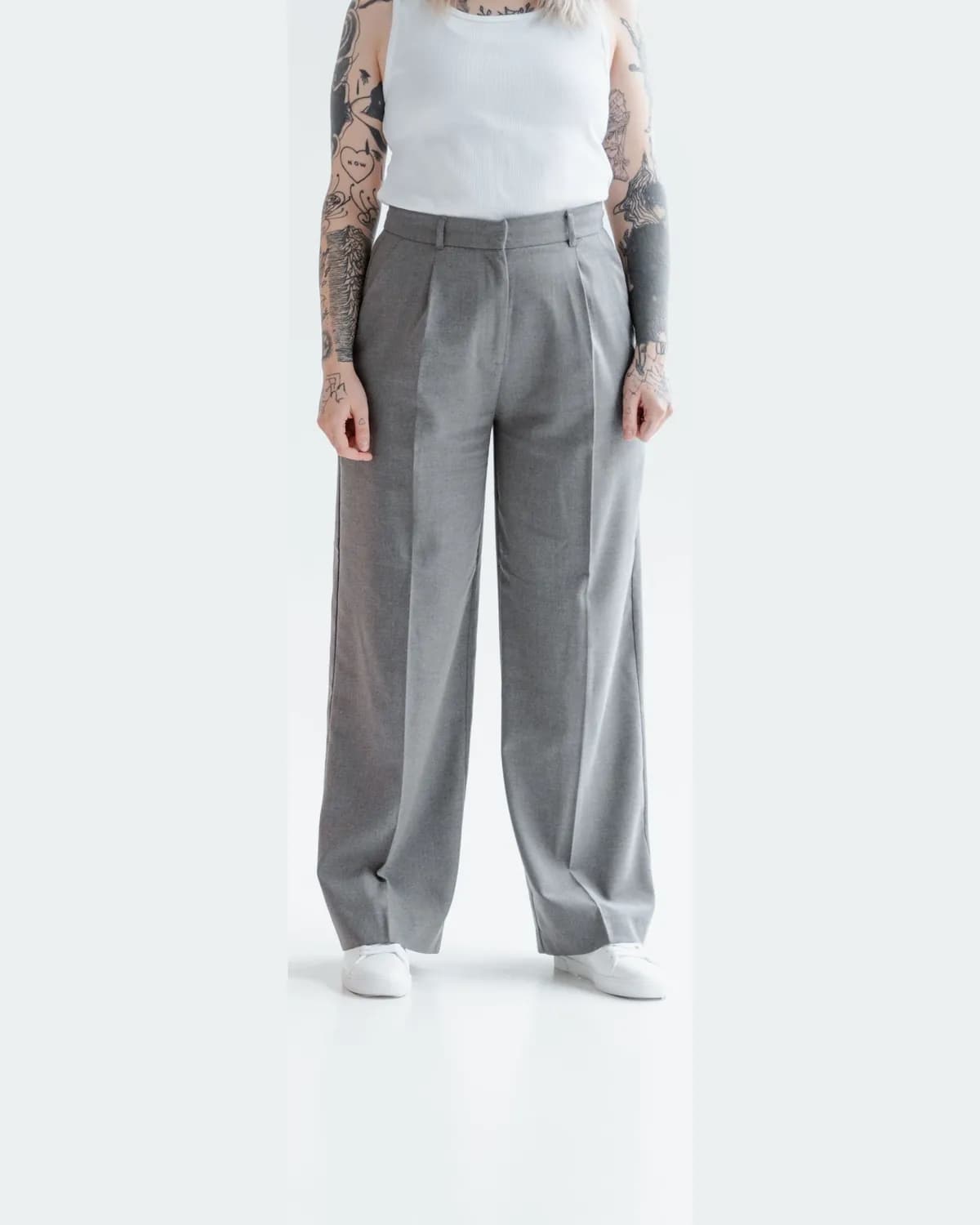 Spodnie z kantem Tailored — Szary